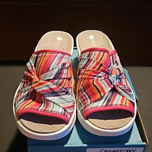 BZEES SMILE II - Picture 2 of 8